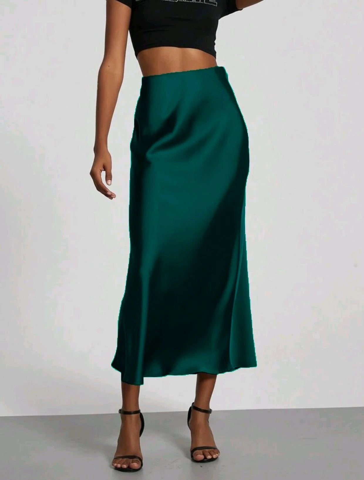 Slim Fit Sheath skirt by GJG Denim