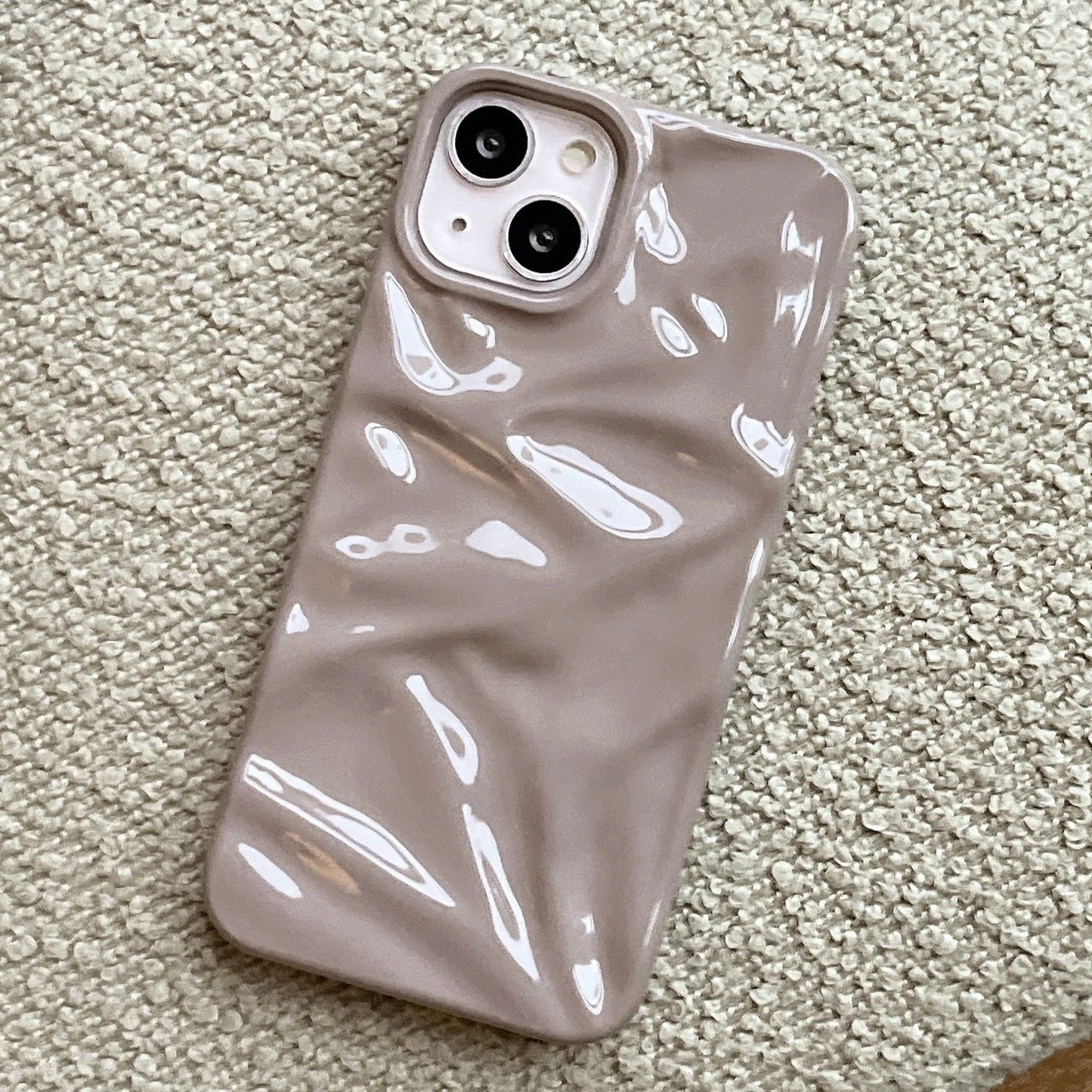 Electroplating Three-dimensional Pleated Phone Case by GJG Denim