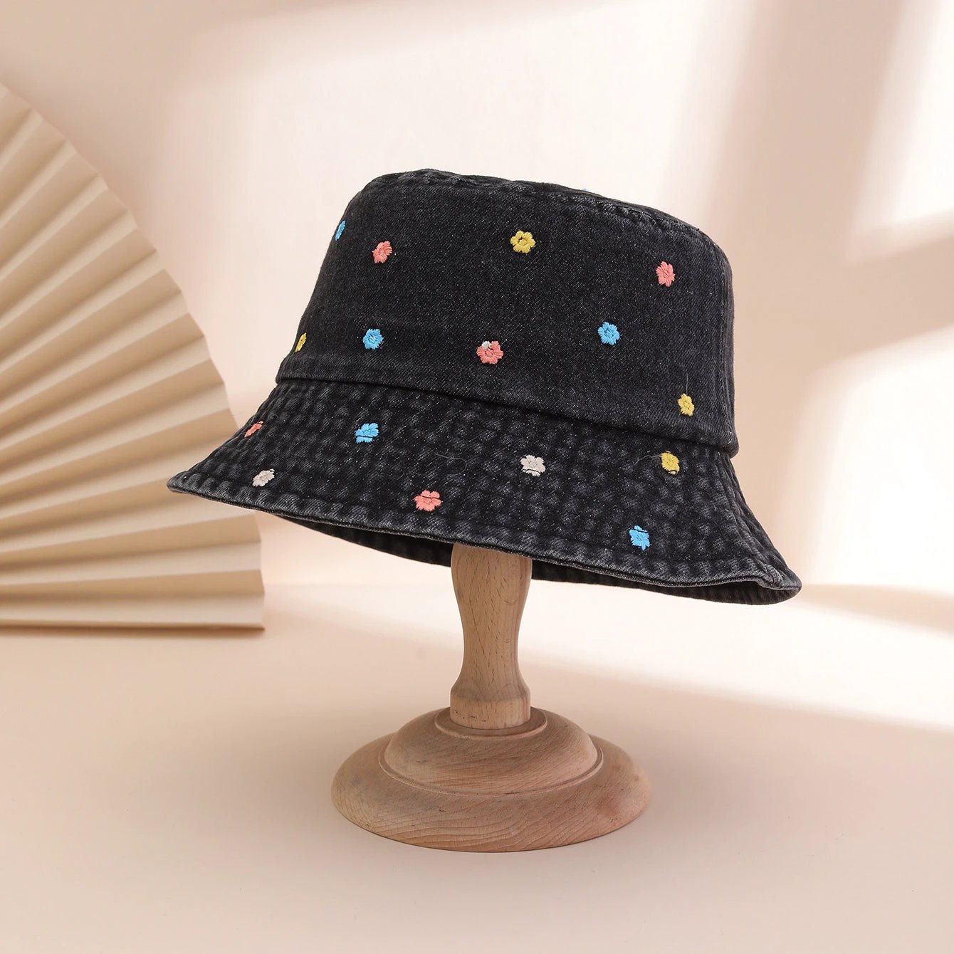 Korean-style Water-washed Embroidered Full-pattern Small Floral Fisherman Hat, Energetic And Cute Flat-top Cap, Suitable For Outdoor Wear. by GJG Denim