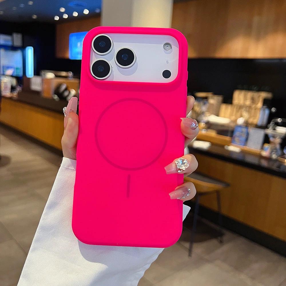 Simple Large Hole Fine Circle Silicone Magnetic Phone Case by GJG Denim