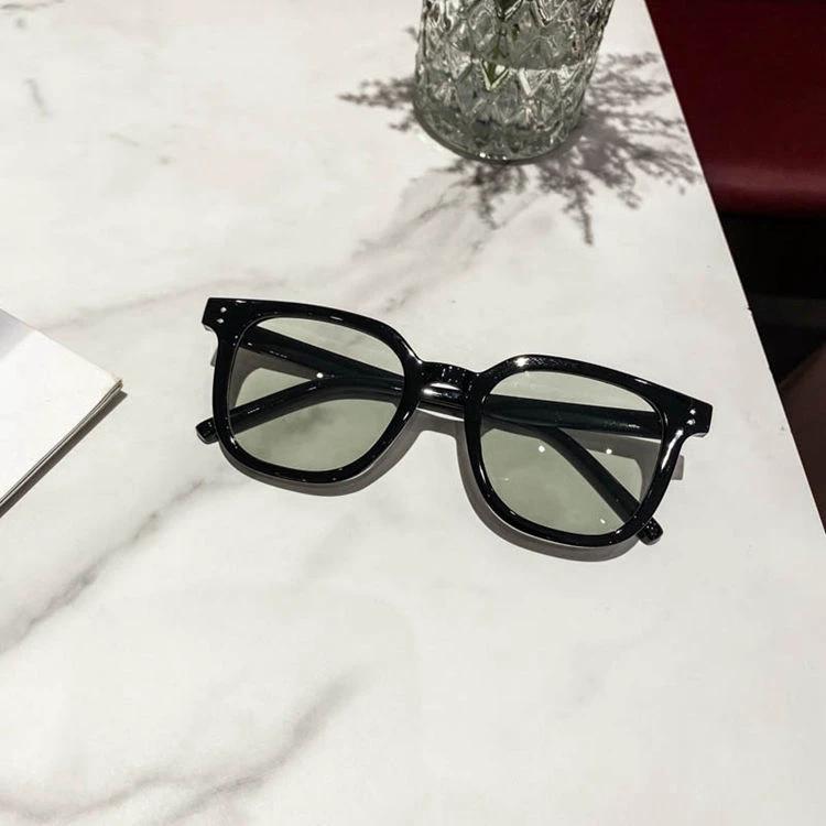 New Square Simple Bold-frame Sunglasses For Men by GJG Denim