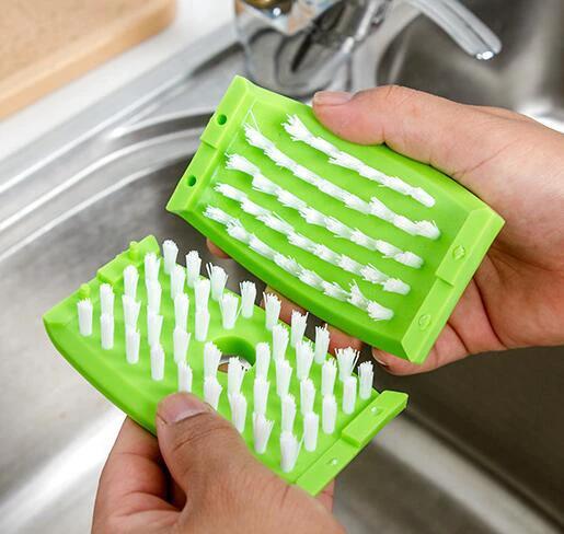 Cleaning Brush With Suction Cup by GJG Denim