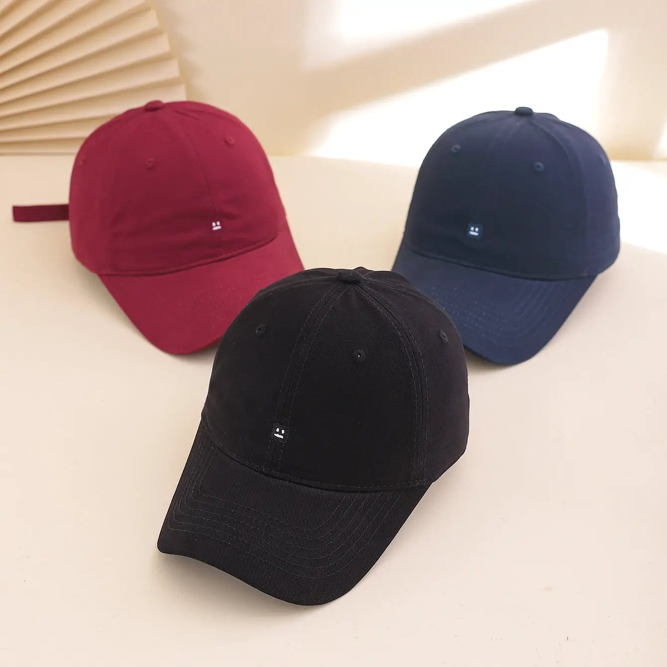Solid-color Embroidered Smiling Face Baseball Cap For Daily Commuting, Sun Protection While Traveling, And Photography Purposes. by GJG Denim