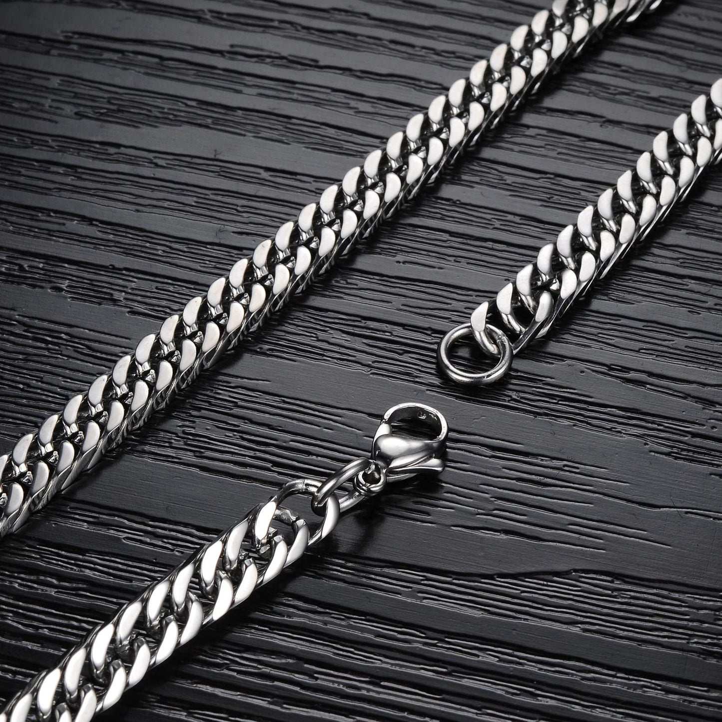 Man's Classical Stainless Steel Link Chain by GJG Denim