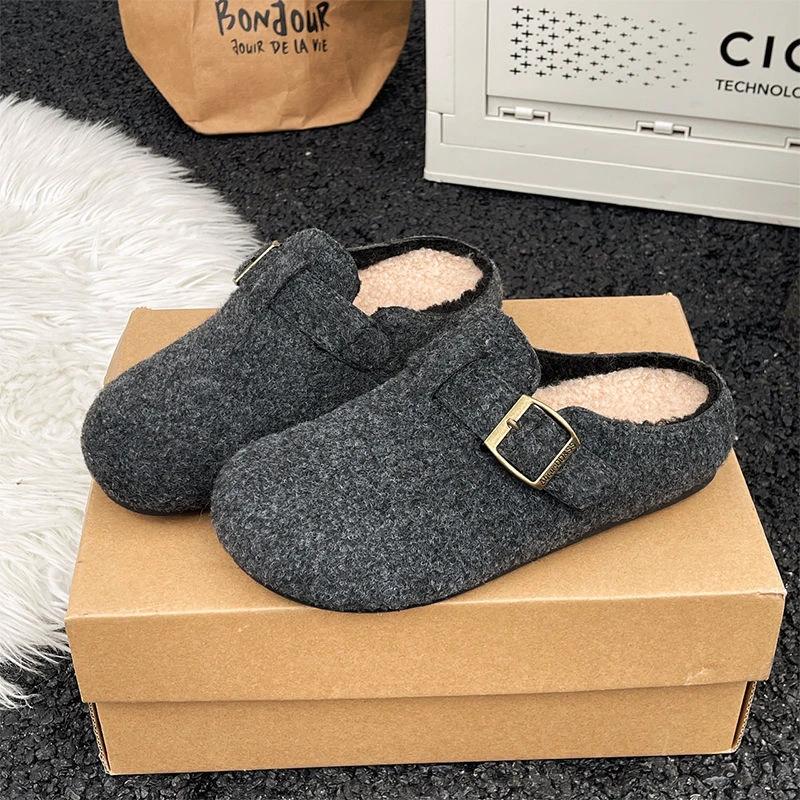 Womens Stylish Casual Wool And Cotton Slippers by GJG Denim