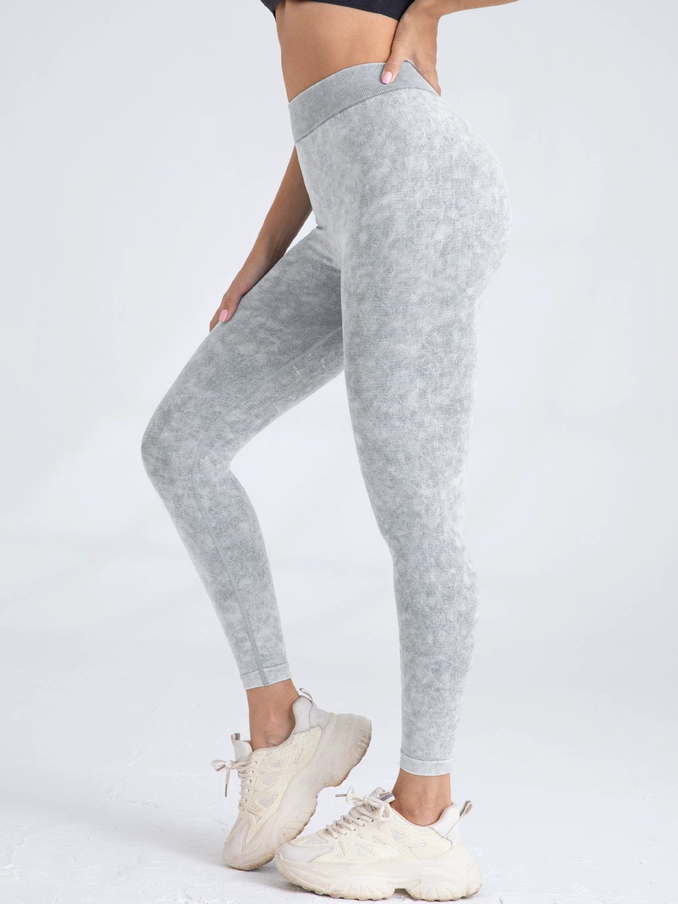 V-Back Scrunch Butt Workout Leggings, Women Seamless Gym Yoga Leggings High Waist Active Yoga Pants, Yoga Leggings High Waist Active Yoga Pants by GJG Denim