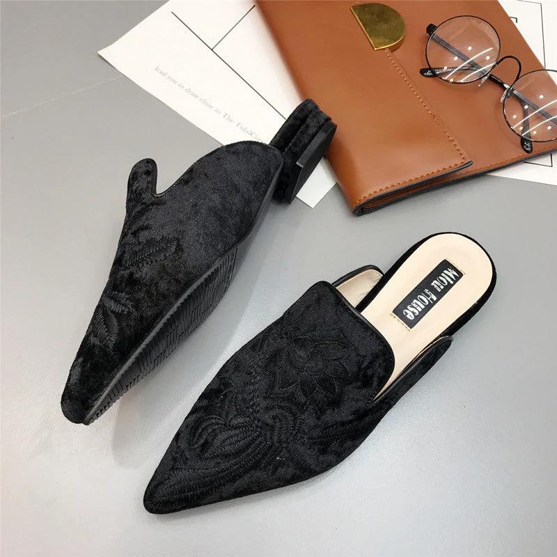 Fashion pointed flat sandals and slippers by GJG Denim