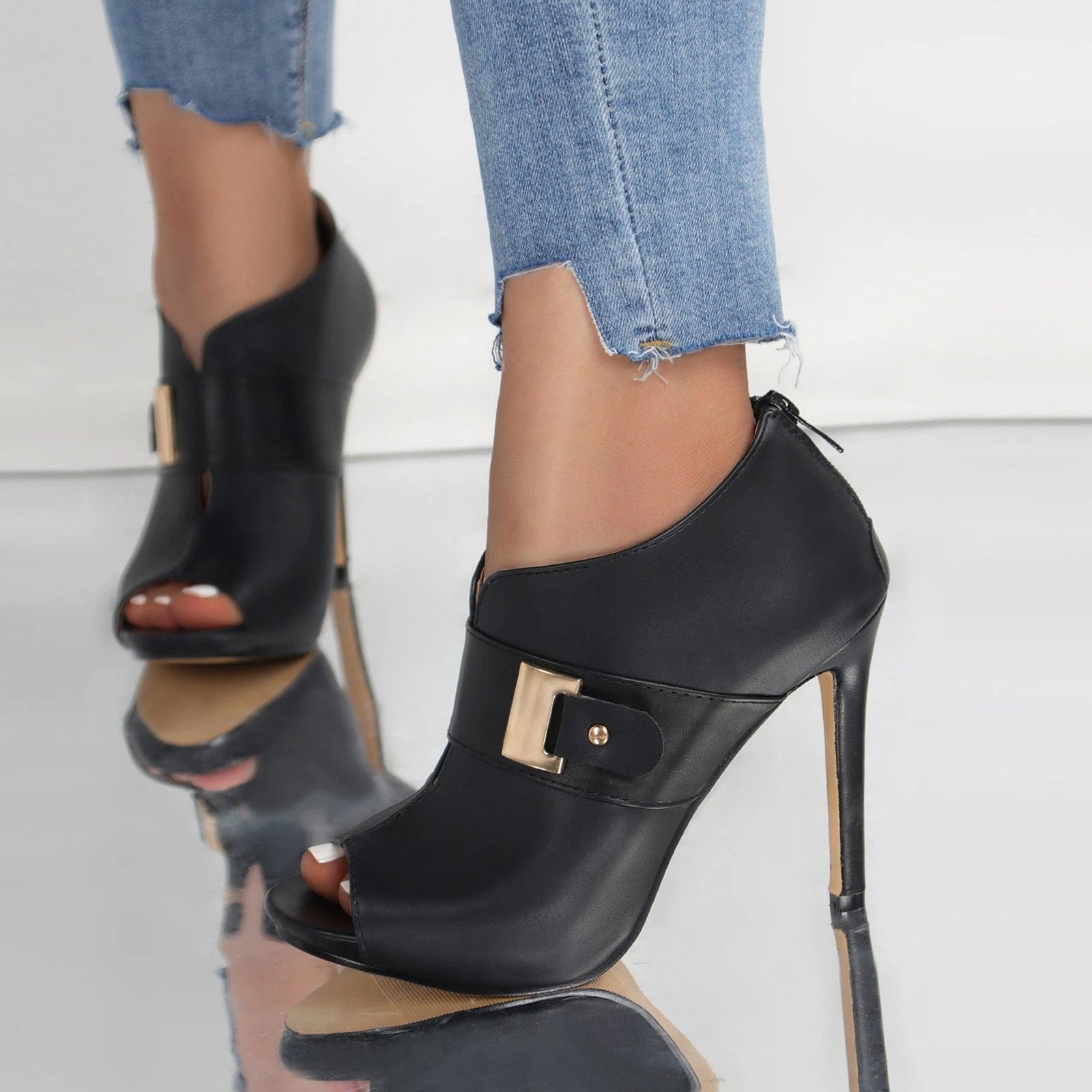 Fish-mouth Peep-toe Metal-buckle Back-zip Stiletto Fashion Sandals by GJG Denim