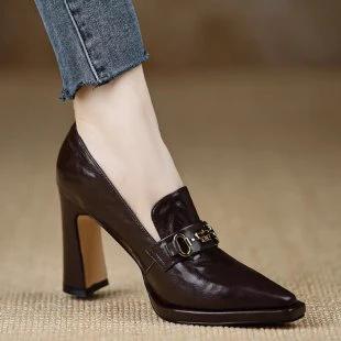 Retro Chunky-heel Pointed-toe Professional Womens Pumps by GJG Denim
