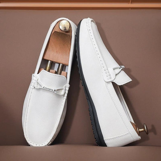 Men's Fashionable Flat Soft-Soled Casual Shoes by GJG Denim
