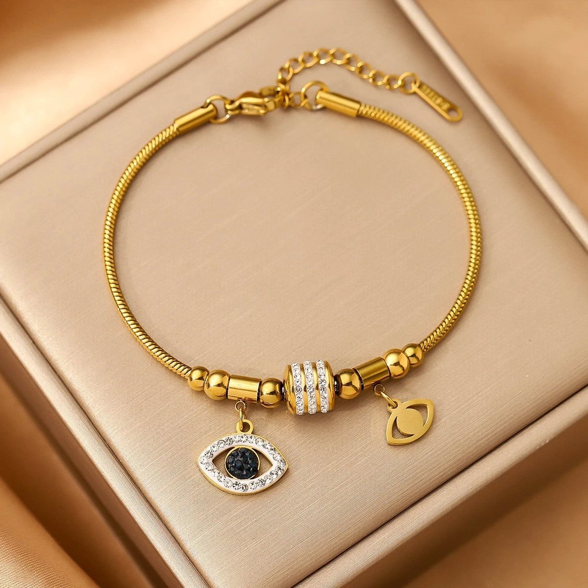 Stainless Steel Bracelet 18K Vacuum Plating by GJG Denim