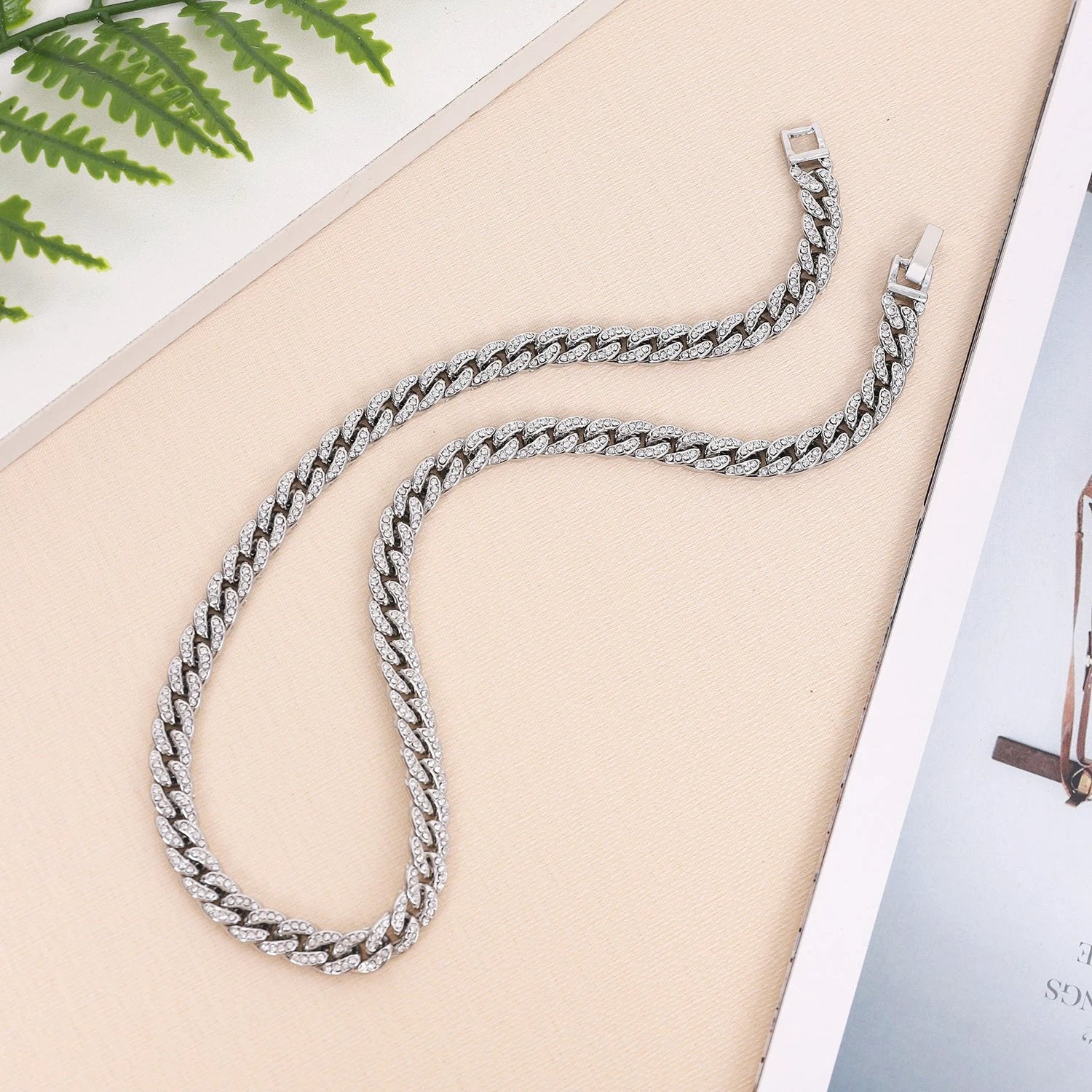 Simple Alloy Chain For Men by GJG Denim