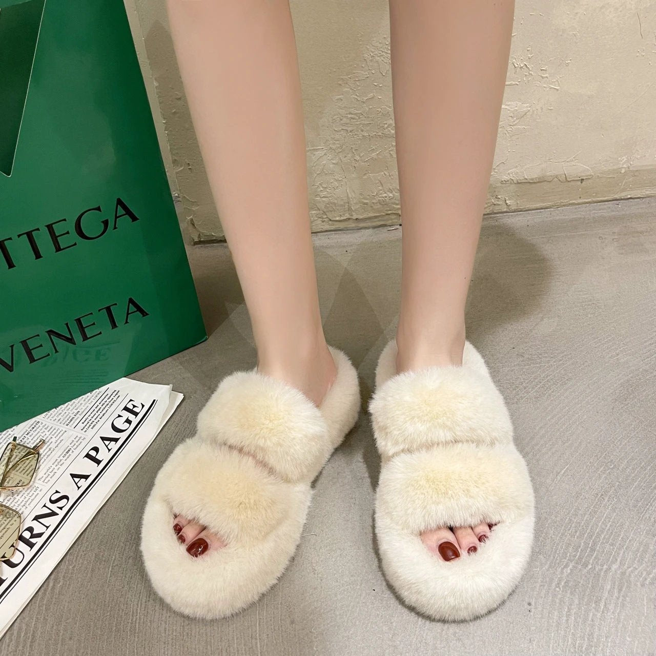 Fuzzy Slippers Women House Shoes Fluffy Bedroom Slippers by GJG Denim