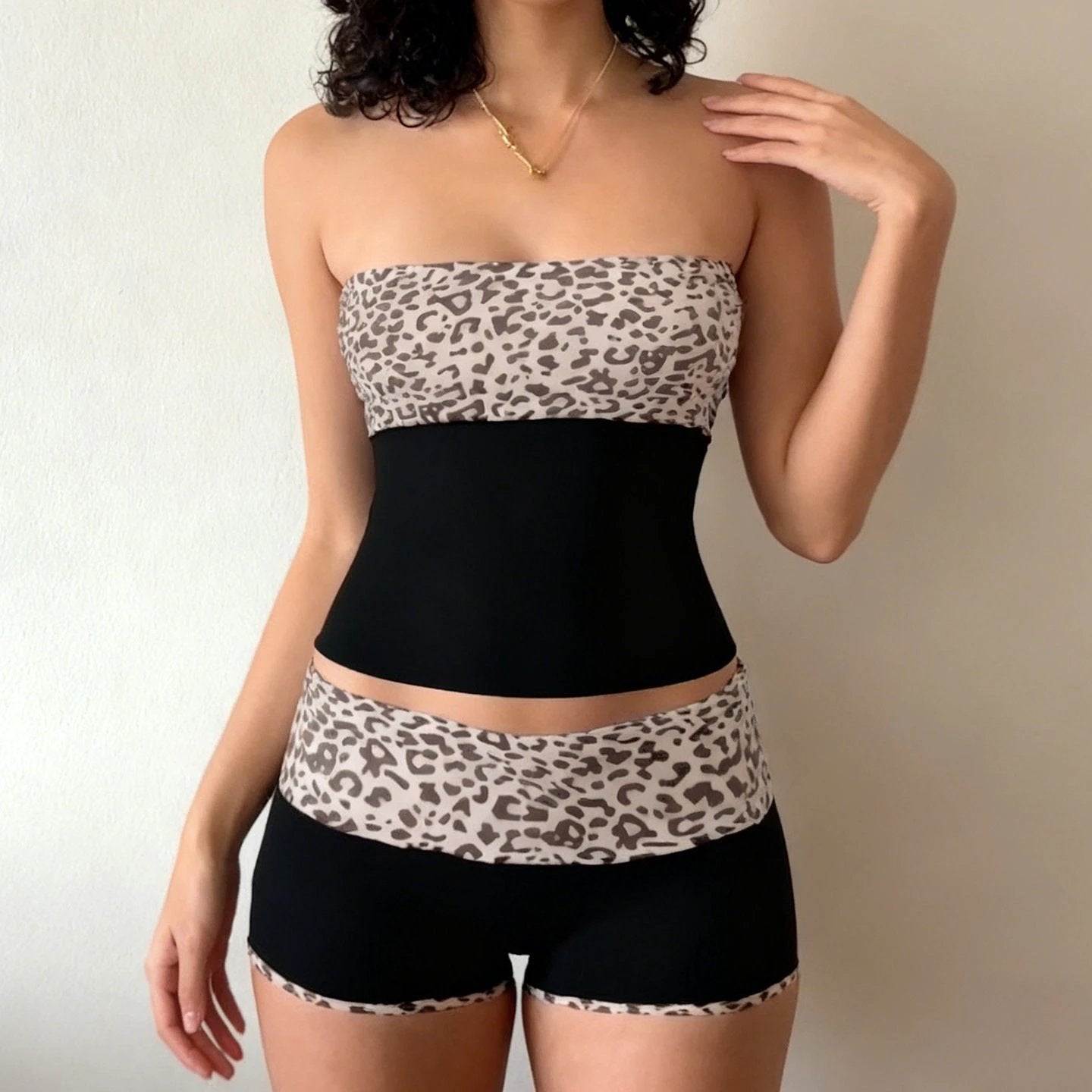 Women's Casual Tube Top And Shorts Set by GJG Denim