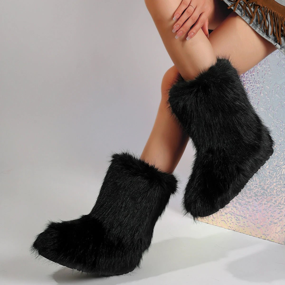 Snow Boots Middle Boots Furry Boots by GJG Denim