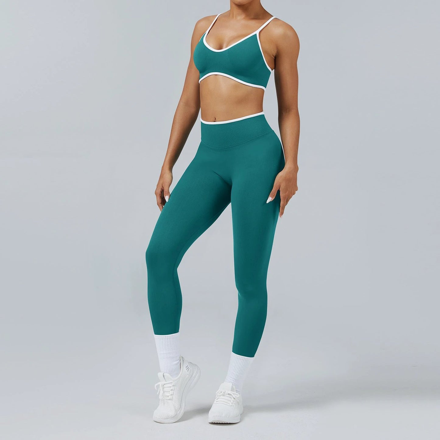 Seamless Back-Support Running Quick-Drying Yoga And Fitness Apparel Set by GJG Denim