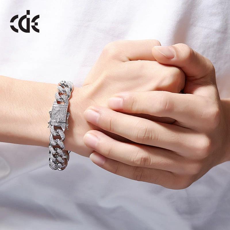 Men's Cuban Chain Link Bracelet by GJG Denim