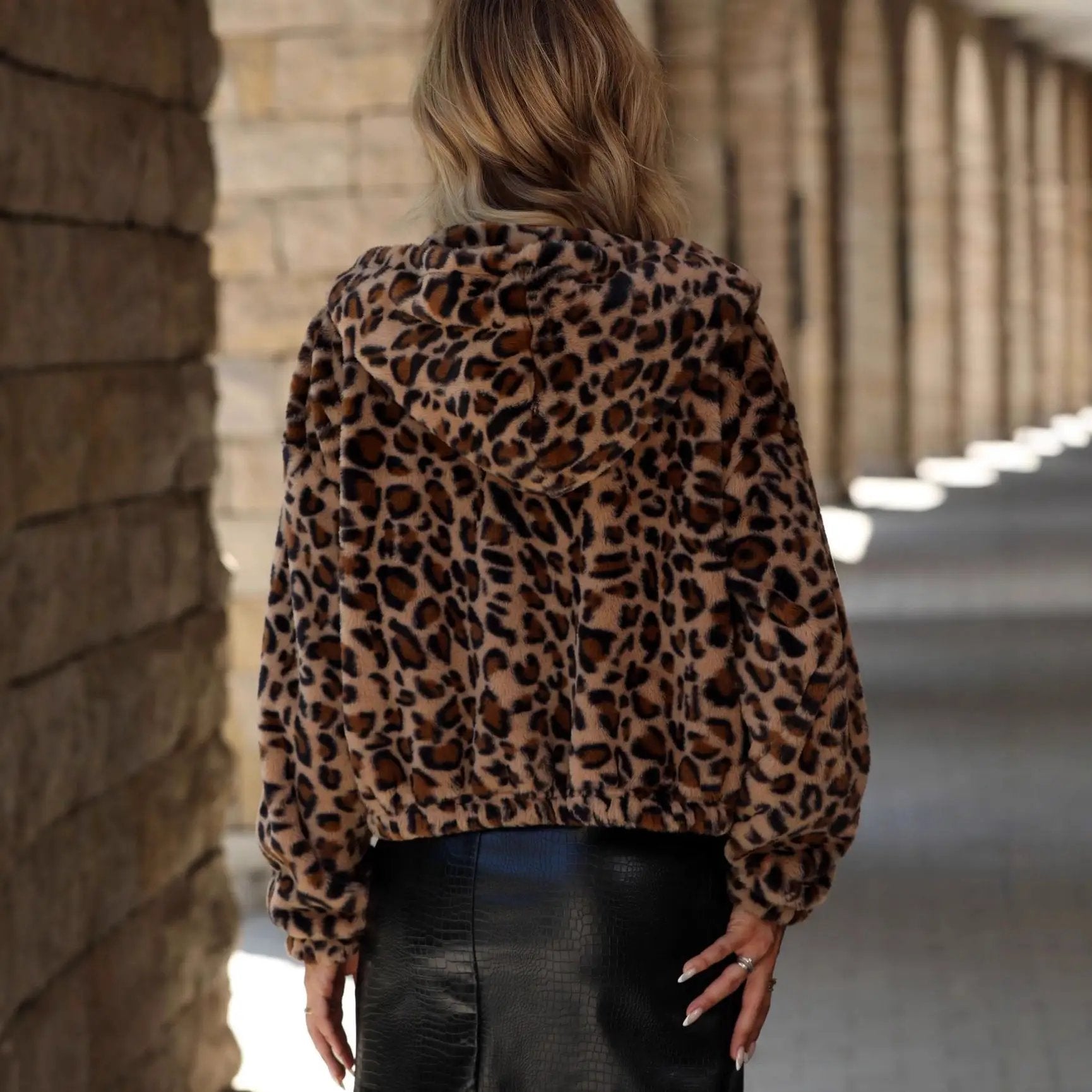 Womens Loose-fit Zip-up Leopard-print Plush Coat by GJG Denim