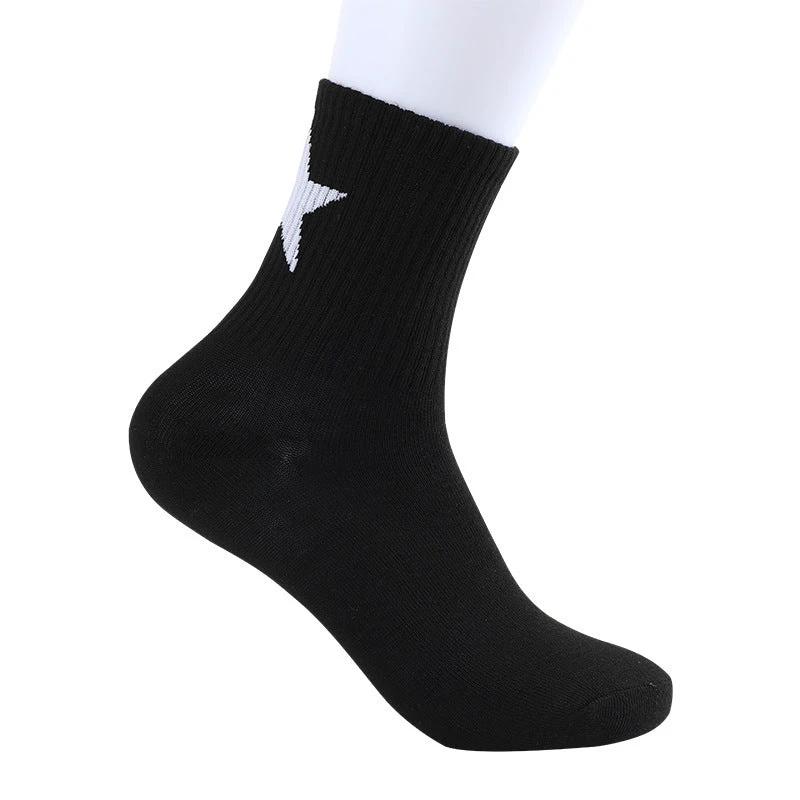 Black And White Five-pointed Star Tube Socks Breathable Sports Socks For Men by GJG Denim