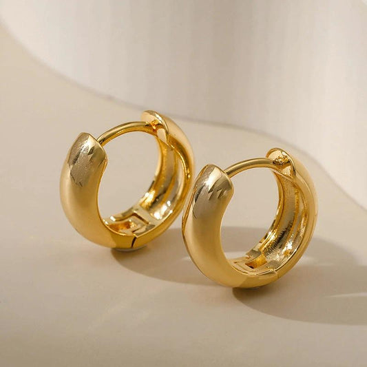 Women's Versatile And Simple Plain Hoop Earrings by GJG Denim