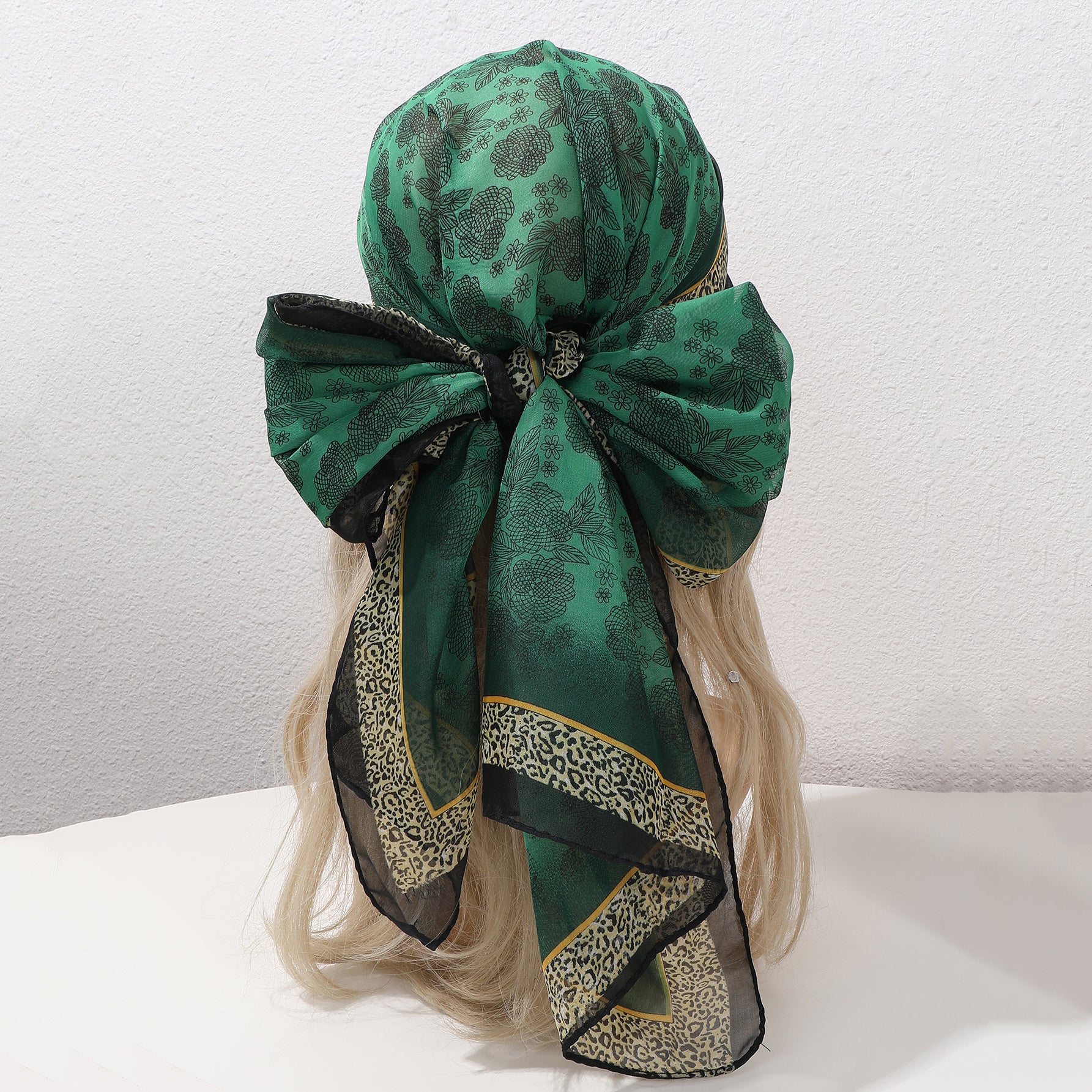 Full-patterned Flower Leopard-print Border Chiffon Soft 150-thread Scarf, Fashionable And Luxurious Style, Suitable For Daily Wear, Business Or Casual Wear In Spring And Summer. by GJG Denim