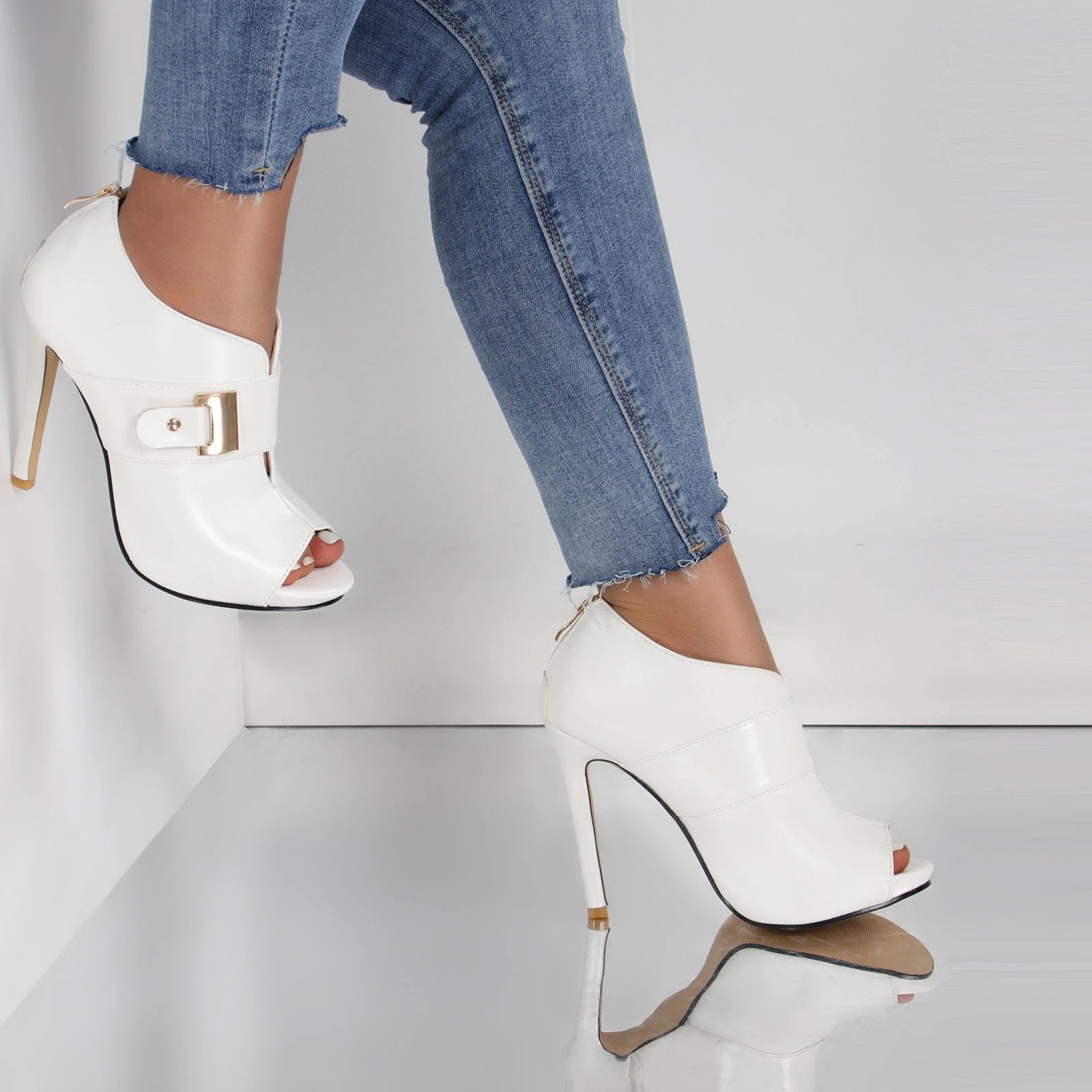 Fish-mouth Peep-toe Metal-buckle Back-zip Stiletto Fashion Sandals by GJG Denim