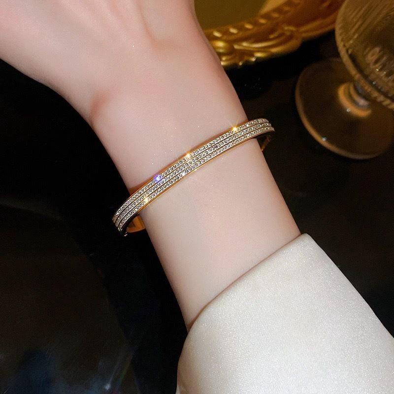 Titanium Steel Bracelet Female Non-fading Buckle by GJG Denim