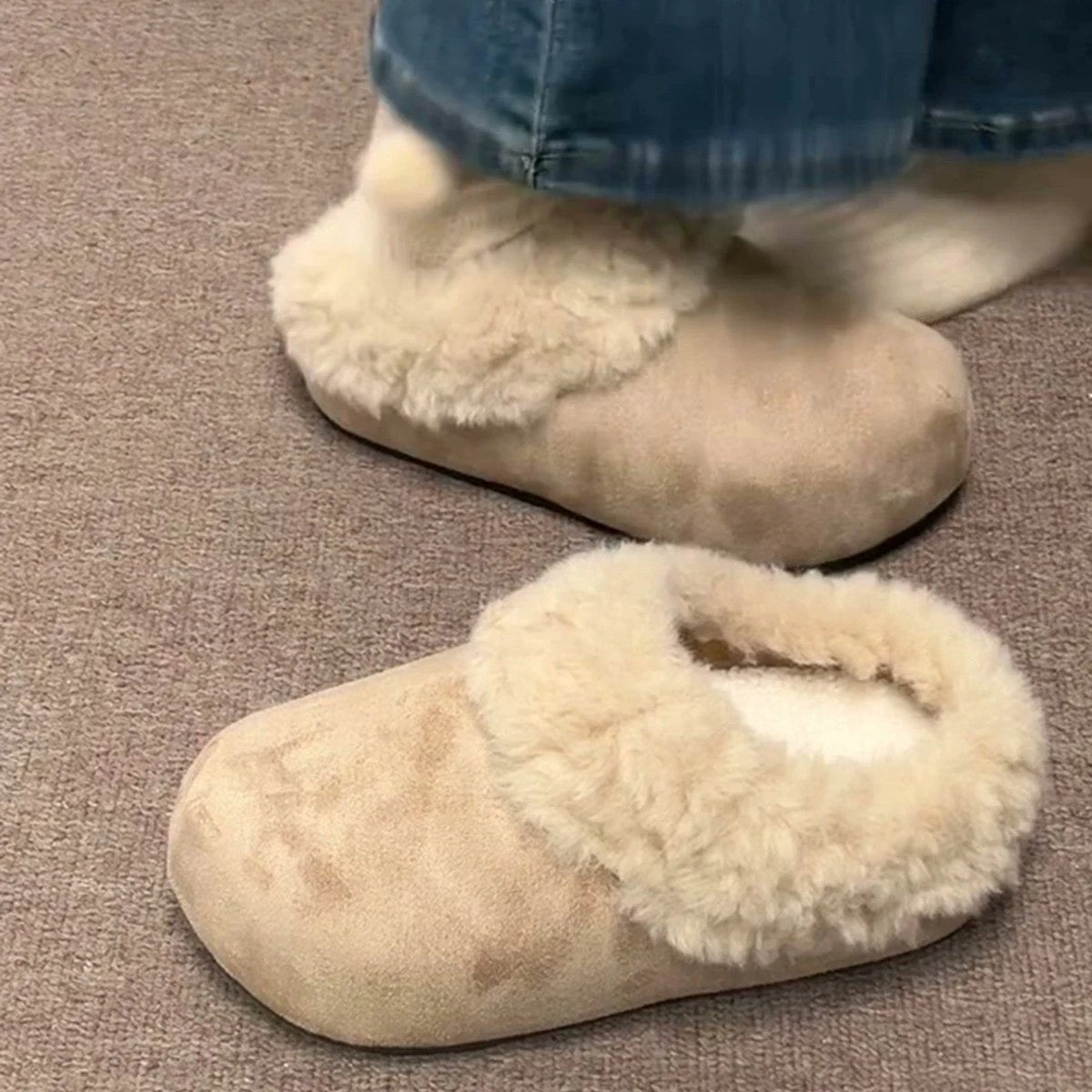 Womens Retro Thick-Soled Fleece-Lined Slippers by GJG Denim