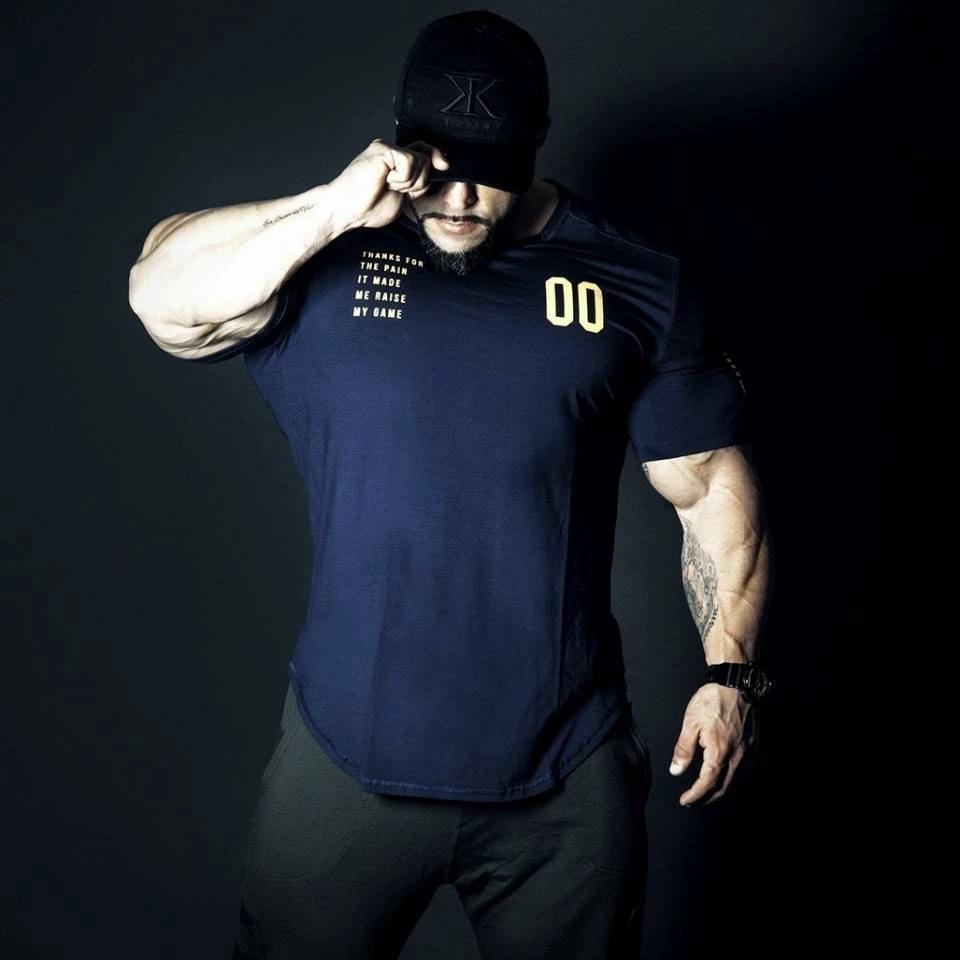 Men's Round Neck Fitness T-shirt by GJG Denim
