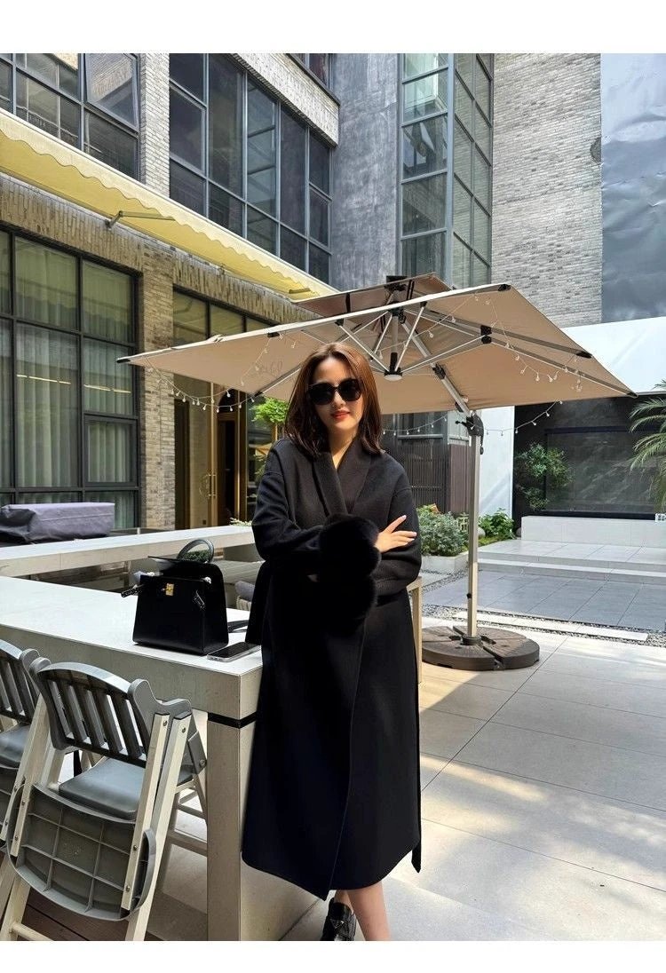 Wool Coat For Women Mid-length Black With Fox-fur Cuffs by GJG Denim