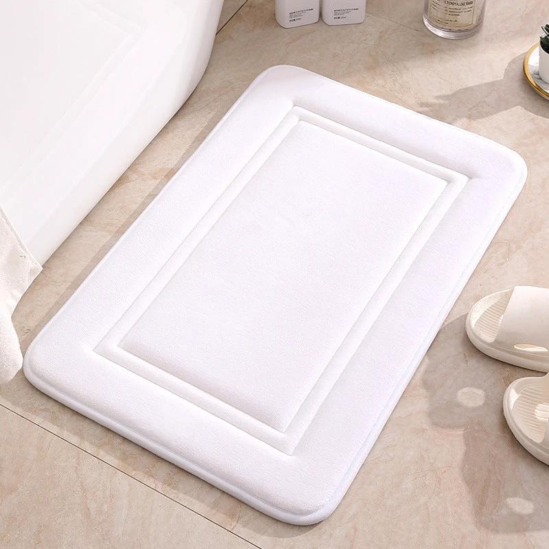 Simple Bathroom Non-slip Bathroom Mat by GJG Denim