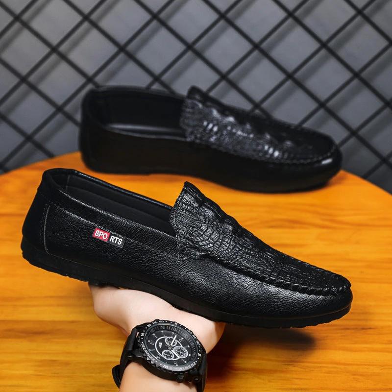 Men's Slip-on Casual Pattern Shoes by GJG Denim