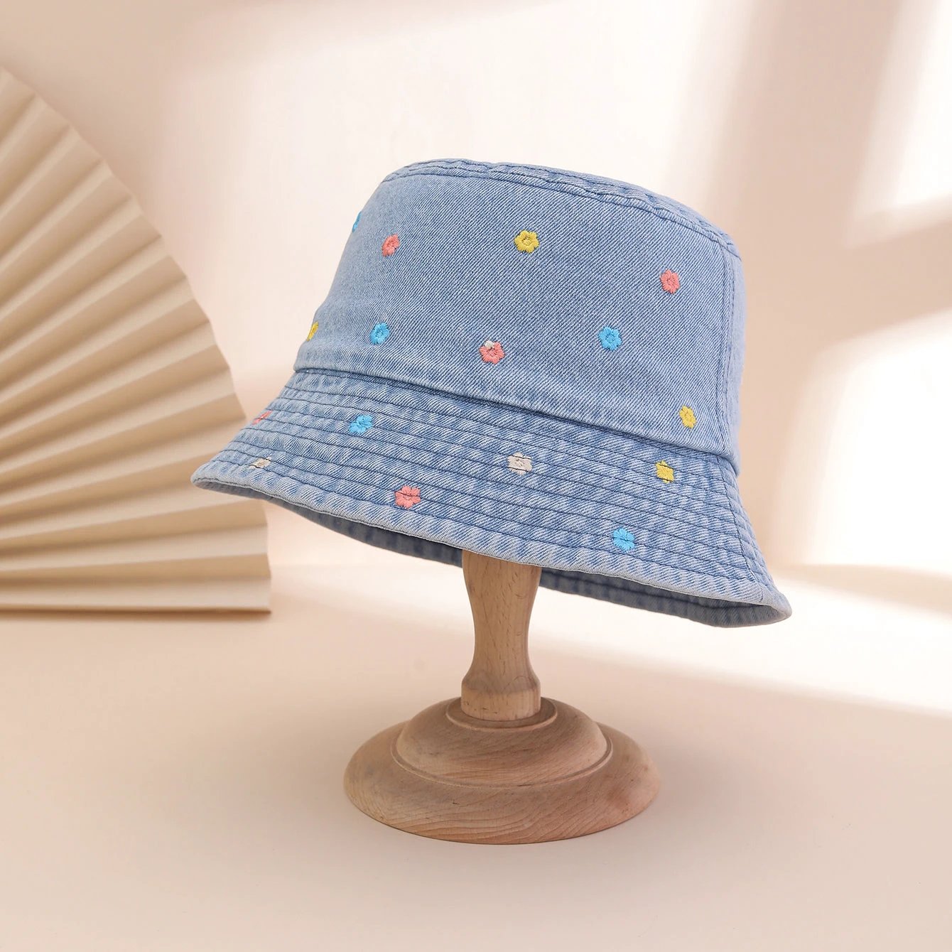 Korean-style Water-washed Embroidered Full-pattern Small Floral Fisherman Hat, Energetic And Cute Flat-top Cap, Suitable For Outdoor Wear. by GJG Denim