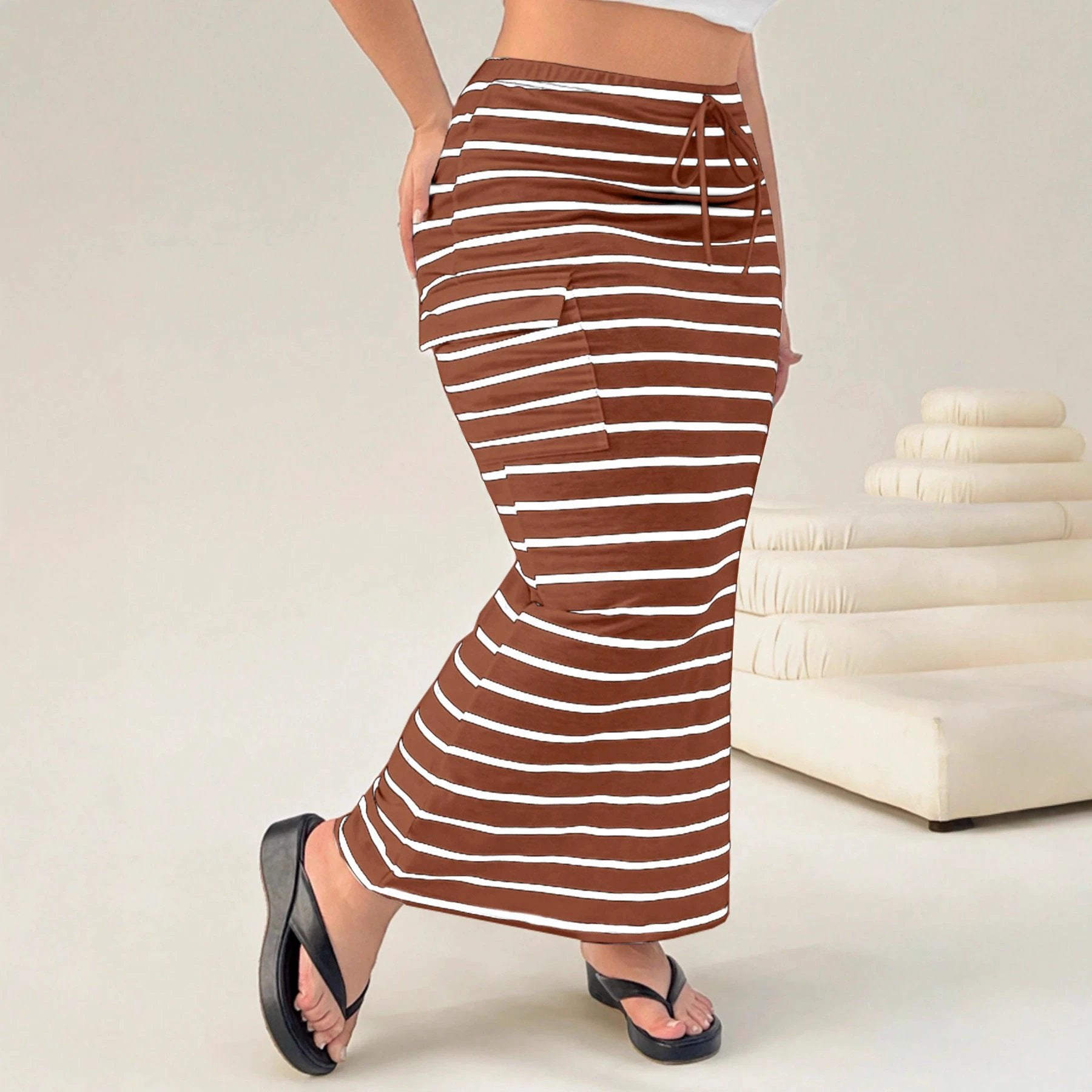 Knitted Simple Pocket Slim-fit Hip Skirt by GJG Denim