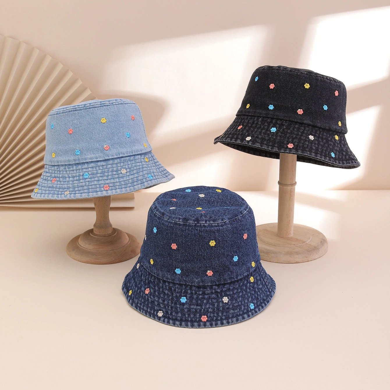 Korean-style Water-washed Embroidered Full-pattern Small Floral Fisherman Hat, Energetic And Cute Flat-top Cap, Suitable For Outdoor Wear. by GJG Denim