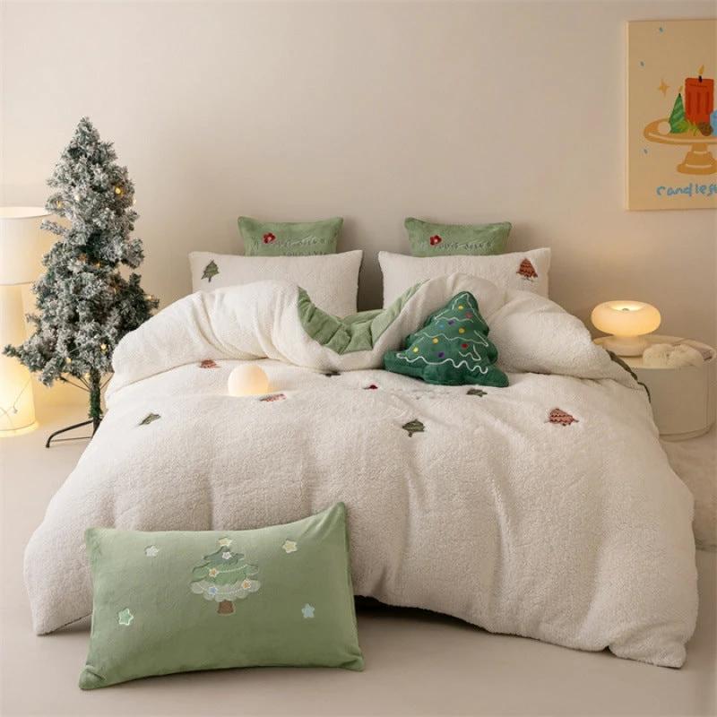 Heavy Weight Fleecefiber Towel Embroidery Duvet Cover Four-piece Set by GJG Denim