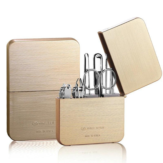 Nail clippers set by GJG Denim