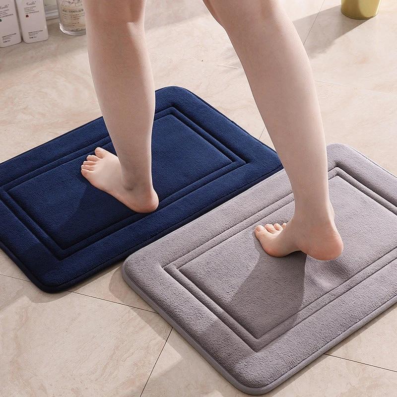 Simple Bathroom Non-slip Bathroom Mat by GJG Denim