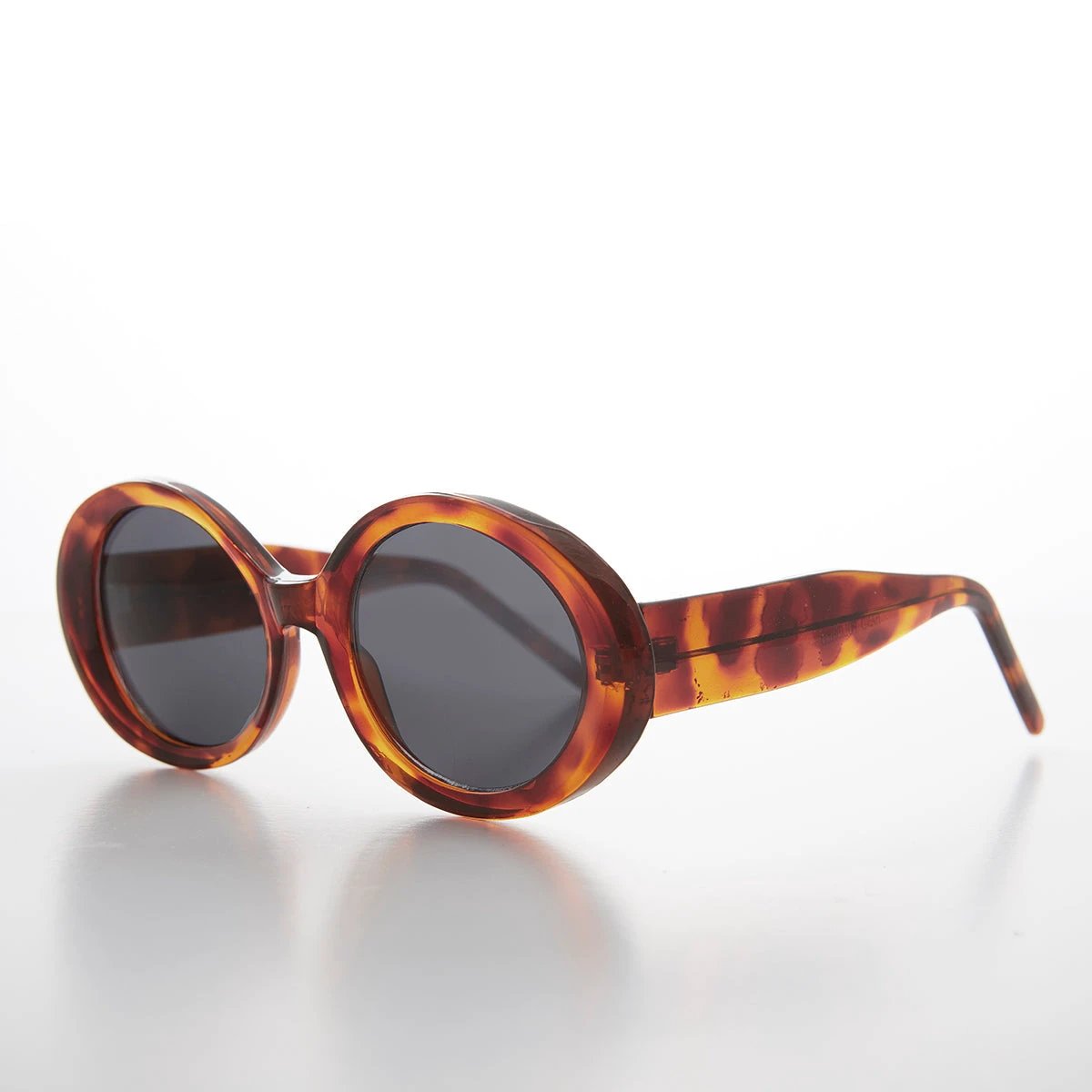 Thick Oval Mod Retro Women's Sunglass - Abby by Sunglass Museum