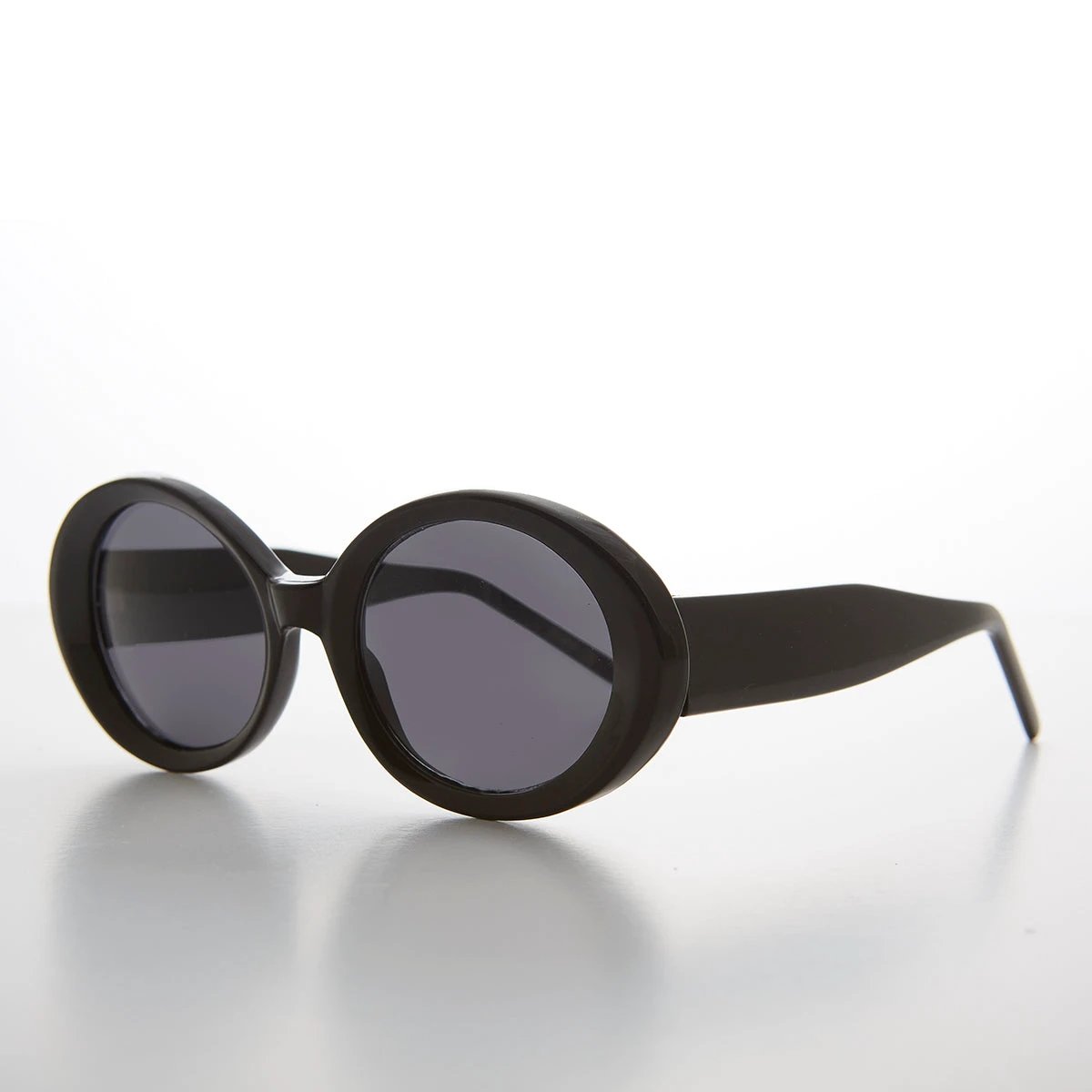 Thick Oval Mod Retro Women's Sunglass - Abby by Sunglass Museum