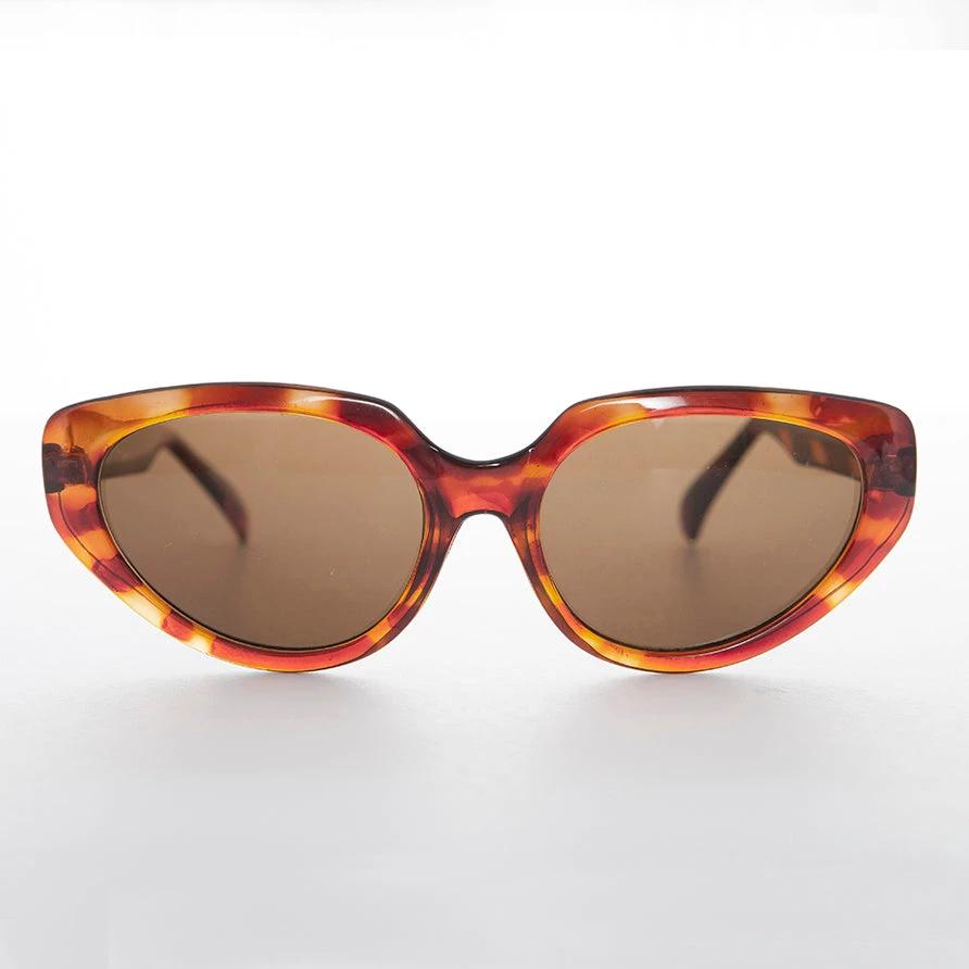 Women's Oversized Cat Eye Vintage Sunglasses - Ava by Sunglass Museum