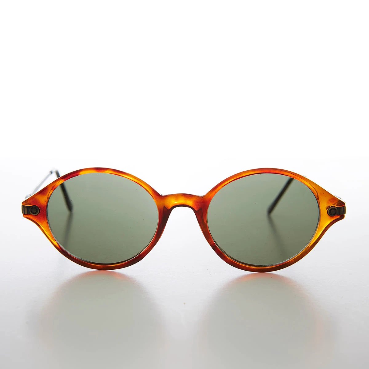 Simple Oval 90s Unisex Sunglass - Binxy by Sunglass Museum