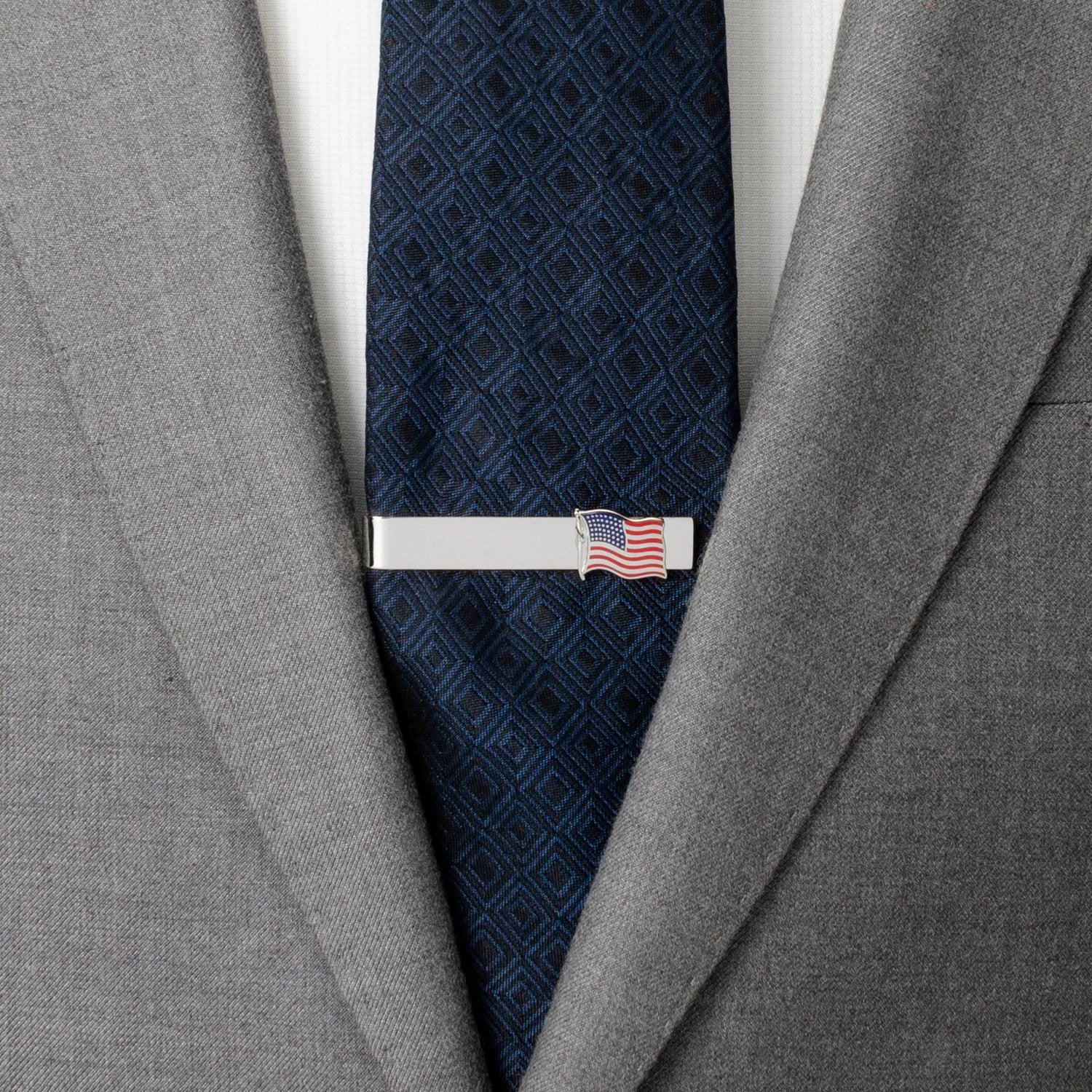 American Waving Flag Cufflinks and Tie Bar Gift Set by Cufflinks.com