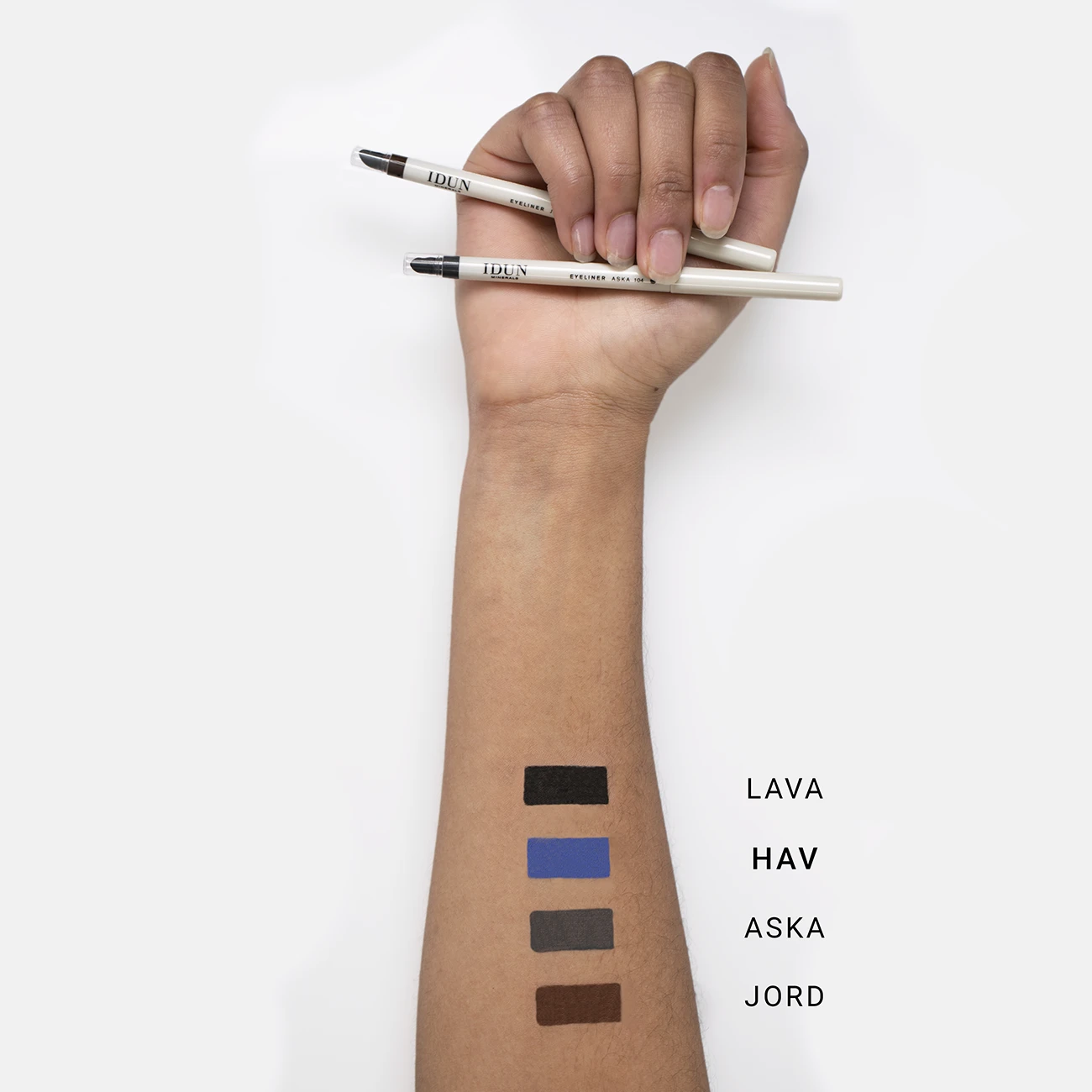 CREAMY EYELINER by IDUN Minerals Inc.