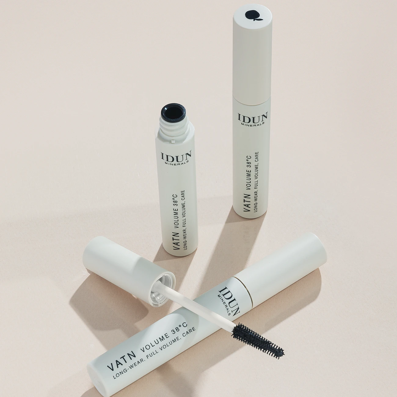 MASCARA VATN VOLUME 38°C by IDUN Minerals Inc.