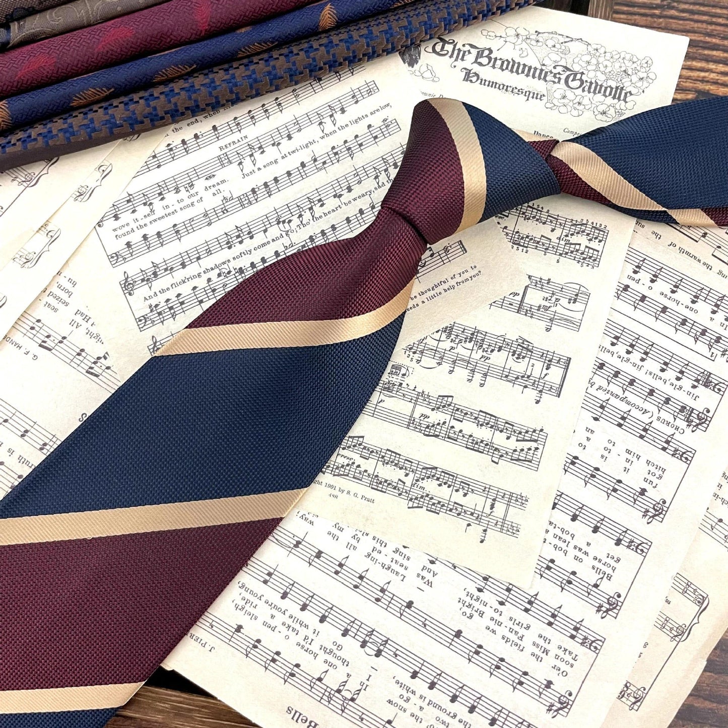 Men's Ties Retro Coffee Color Orange Red Striped Tie Hand Hit 8CM by GJG Denim