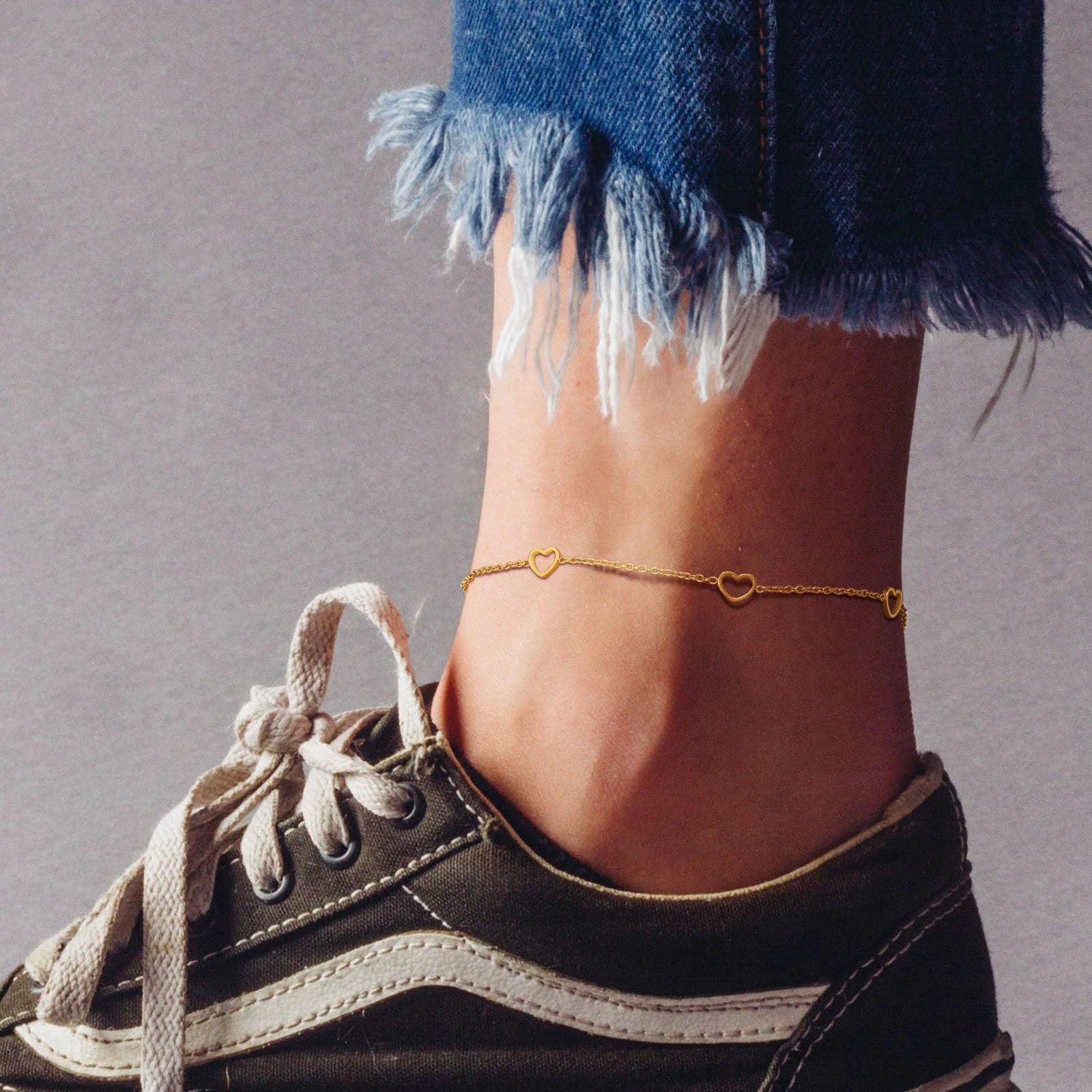 1 Piece Stainless Steel Five Hollow Heart Shaped Love Anklets by GJG Denim