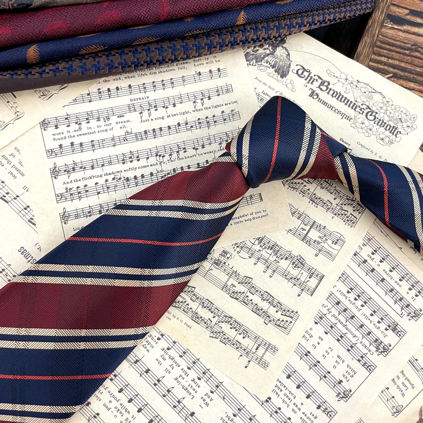 Men's Ties Retro Coffee Color Orange Red Striped Tie Hand Hit 8CM by GJG Denim