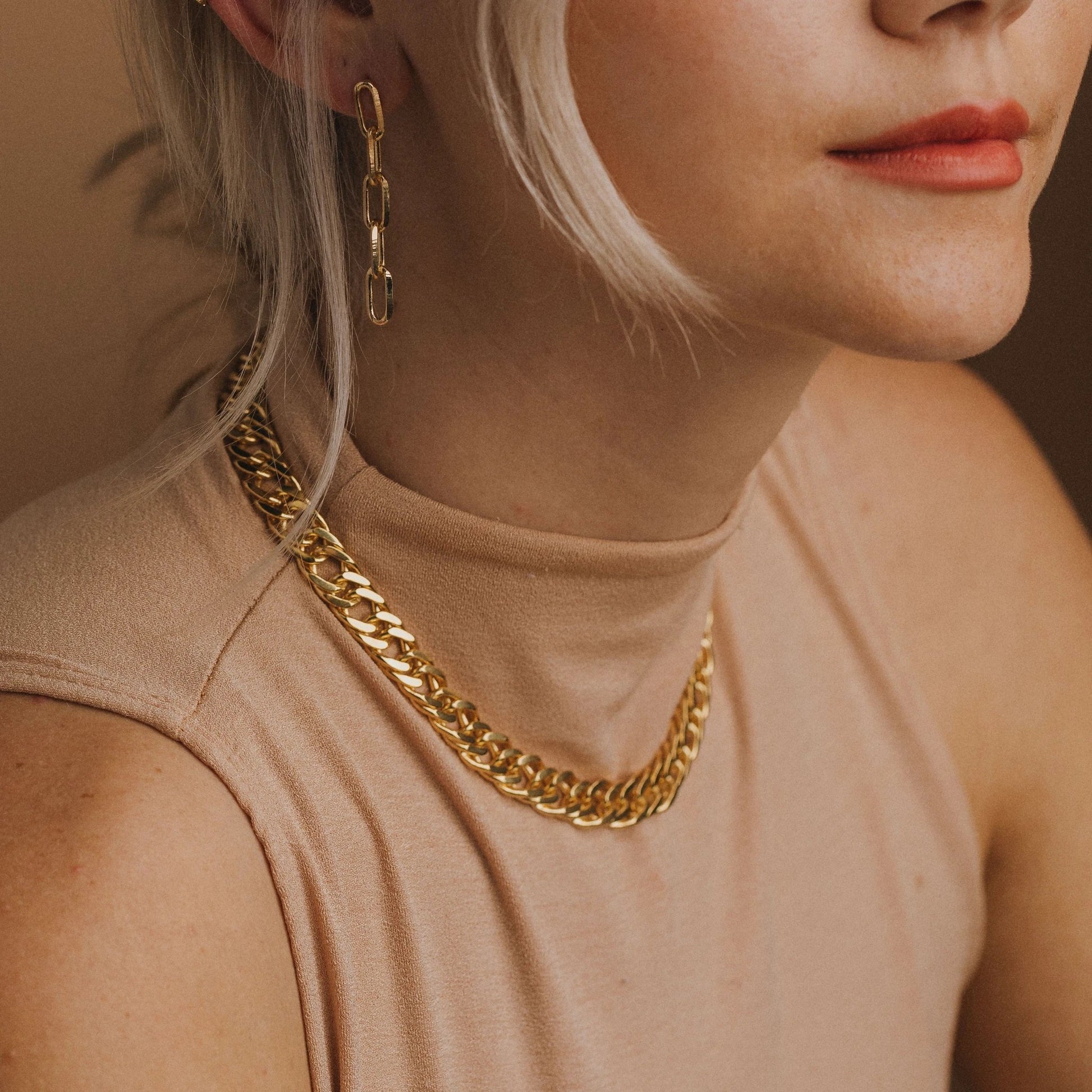 Le Flatte by Views & Co