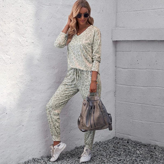 V-neck Long Sleeve Top Trousers Suit Printed Loose Pajamas For Women by GJG Denim